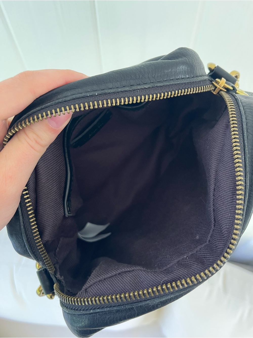 Madewell Transport Camera Bag | Puff Edition in Black - Picture 6 of 6